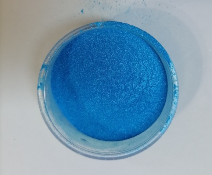 mica-bleu.jpg